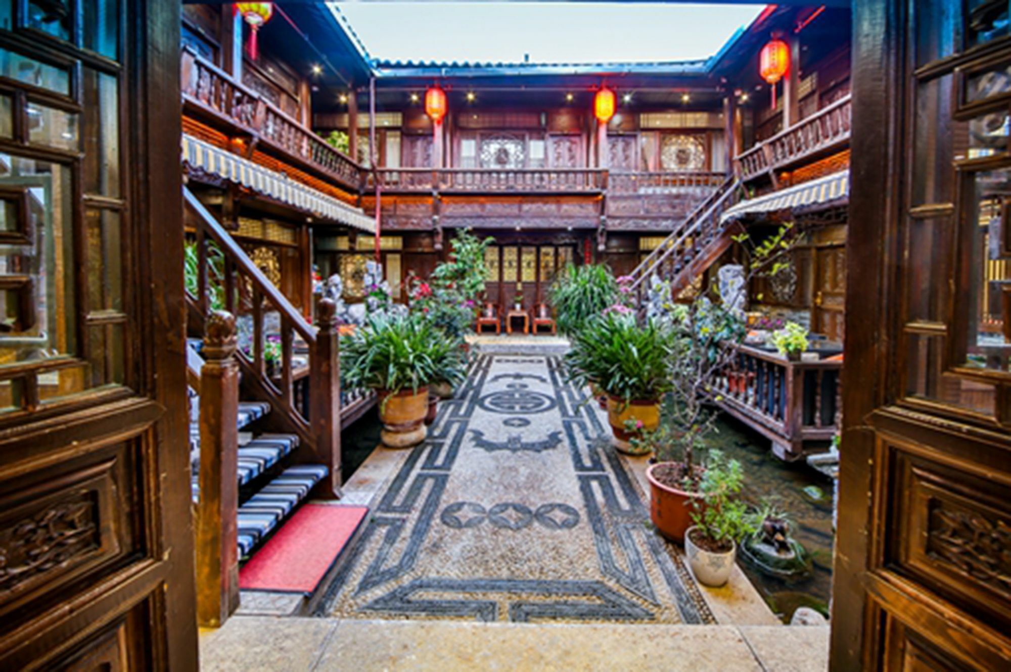 He Mu Ju Inn Zhongyi Branch Лиджанг Екстериор снимка